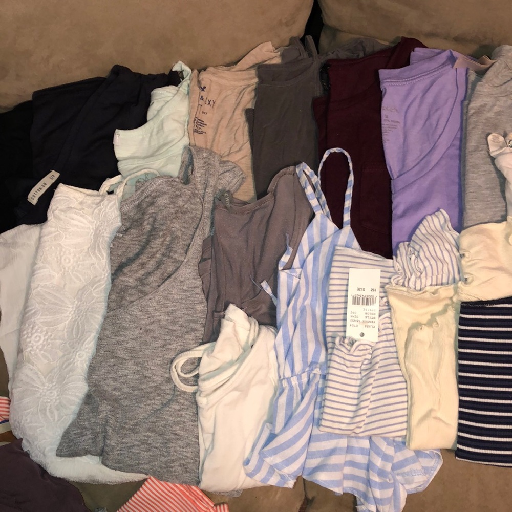 33 Piece Reseller Lot